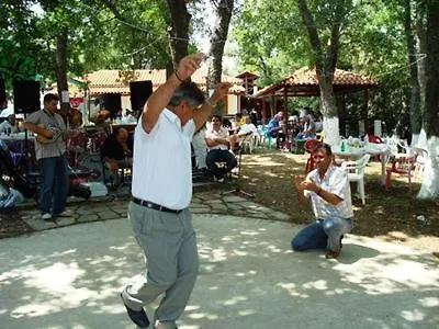 Viraggas Traditional Pensionat Vrástama