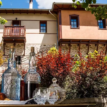 Viraggas Traditional