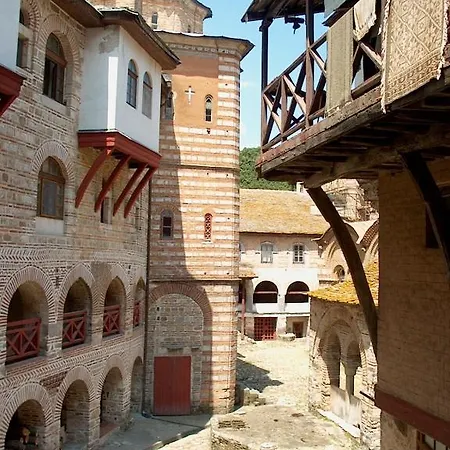 Viraggas Traditional