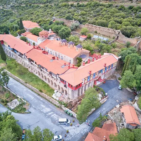 Pensjonat Viraggas Traditional Vrástama