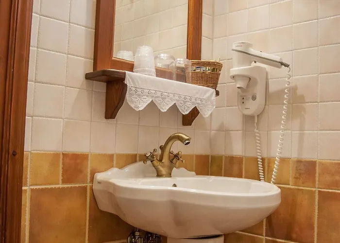 Guest house Viraggas Traditional