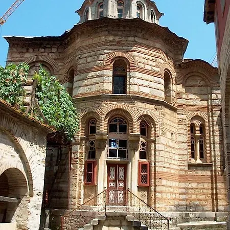 Viraggas Traditional Penzion 4*