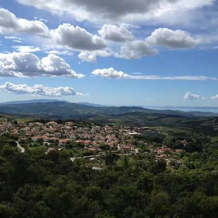 Penzion Viraggas Traditional 4*