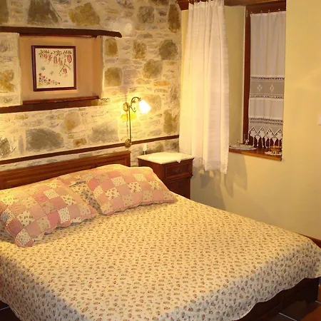 Viraggas Traditional 4*