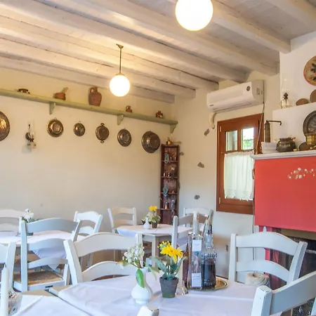 Viraggas Traditional Vrástama