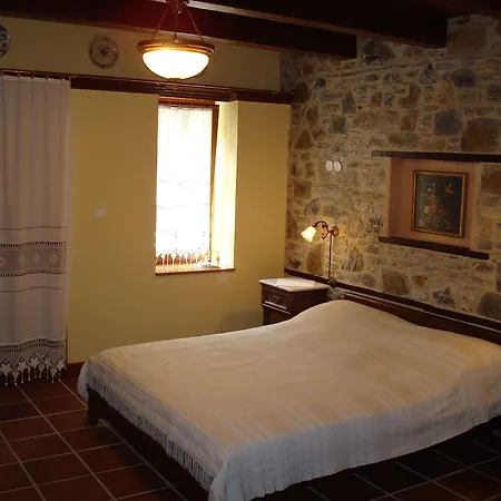 Viraggas Traditional Penzion Vrástama