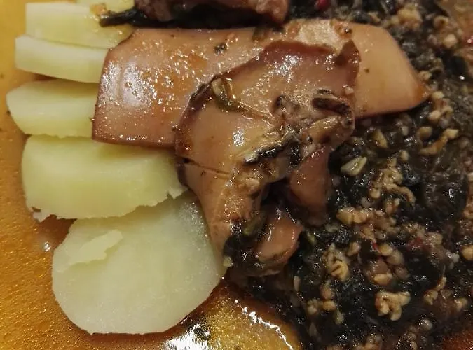 Gasthuis Viraggas Traditional Vrástama